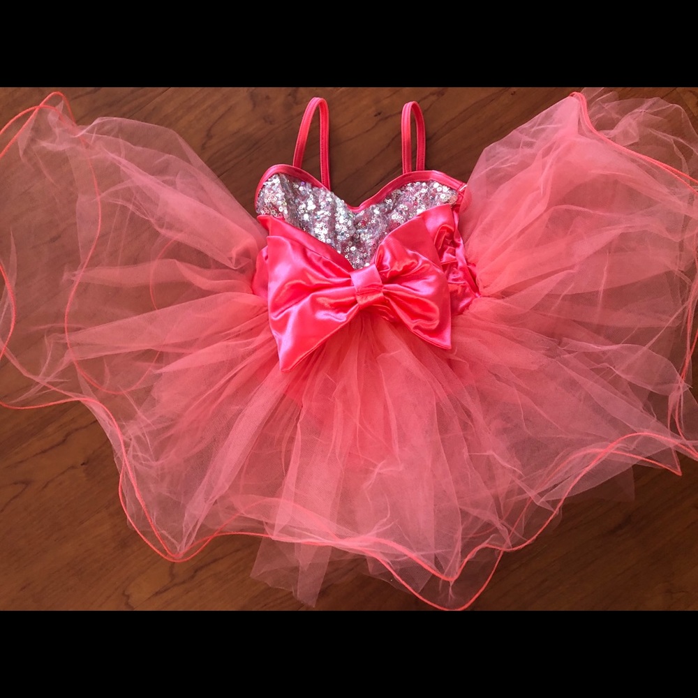 Dance costume, Small child.